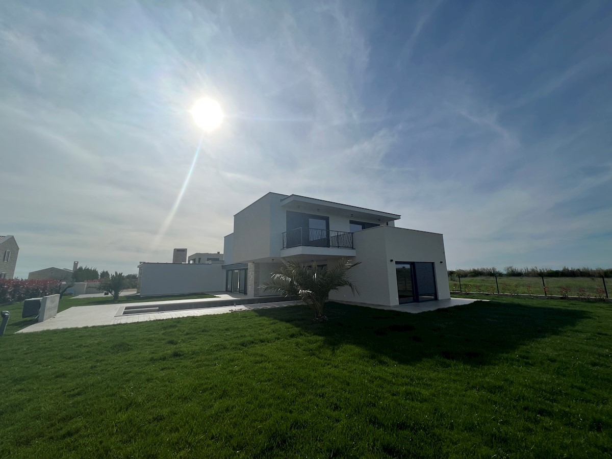 House For sale - ISTARSKA NOVIGRAD