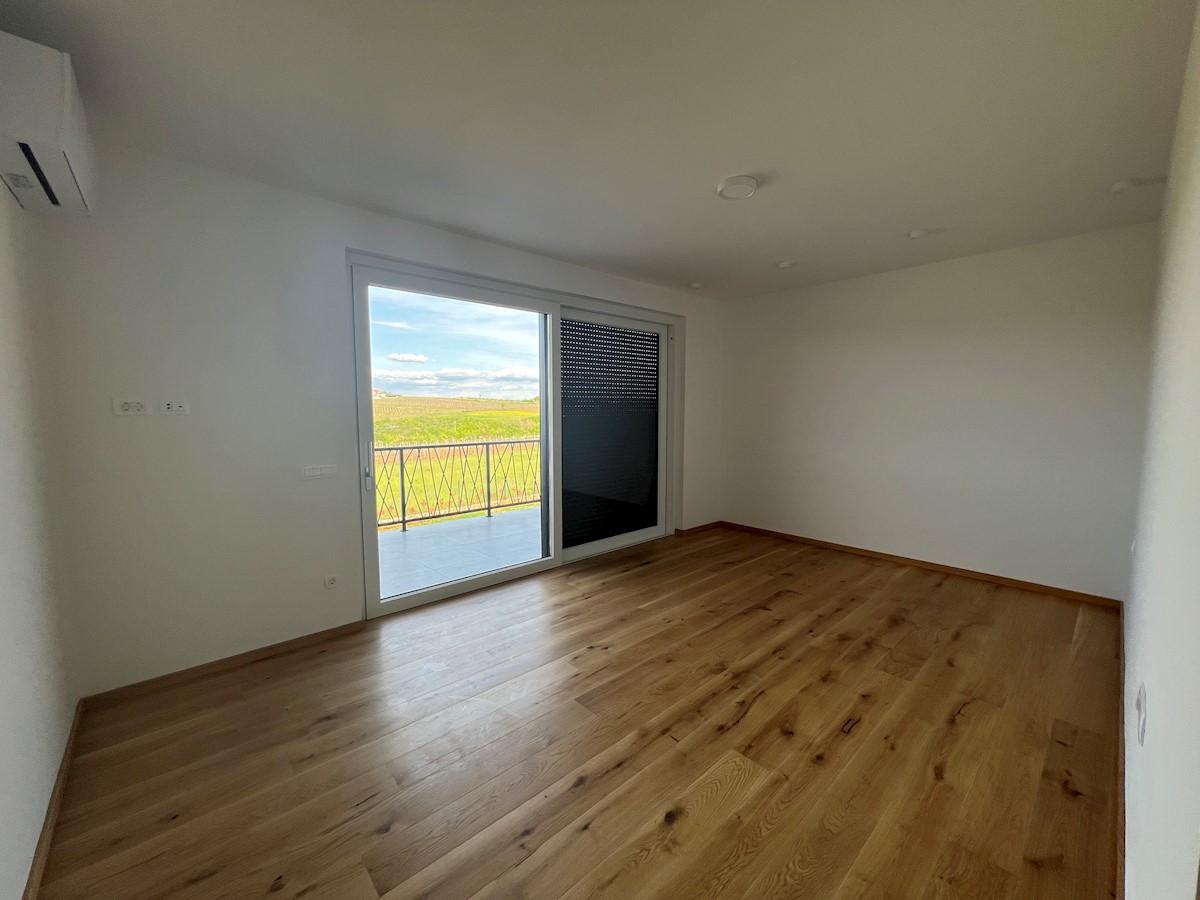 House For sale - Istarska Novigrad - foto 4/28