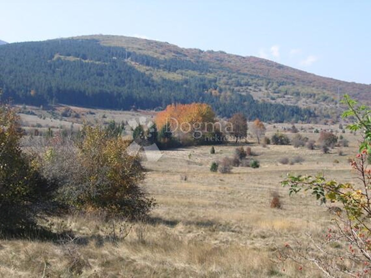 Casa In vendita - LIČKO-SENJSKA  PLITVIČKA JEZERA 