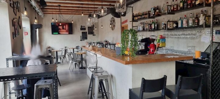 Locaux commerciaux à vendre 110 m² – Škurinje