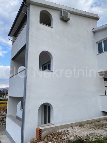 Dům na prodej 600 m² – Splitska