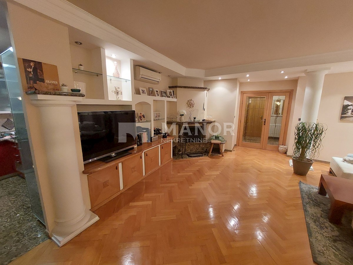 Flat For sale KANTRIDA