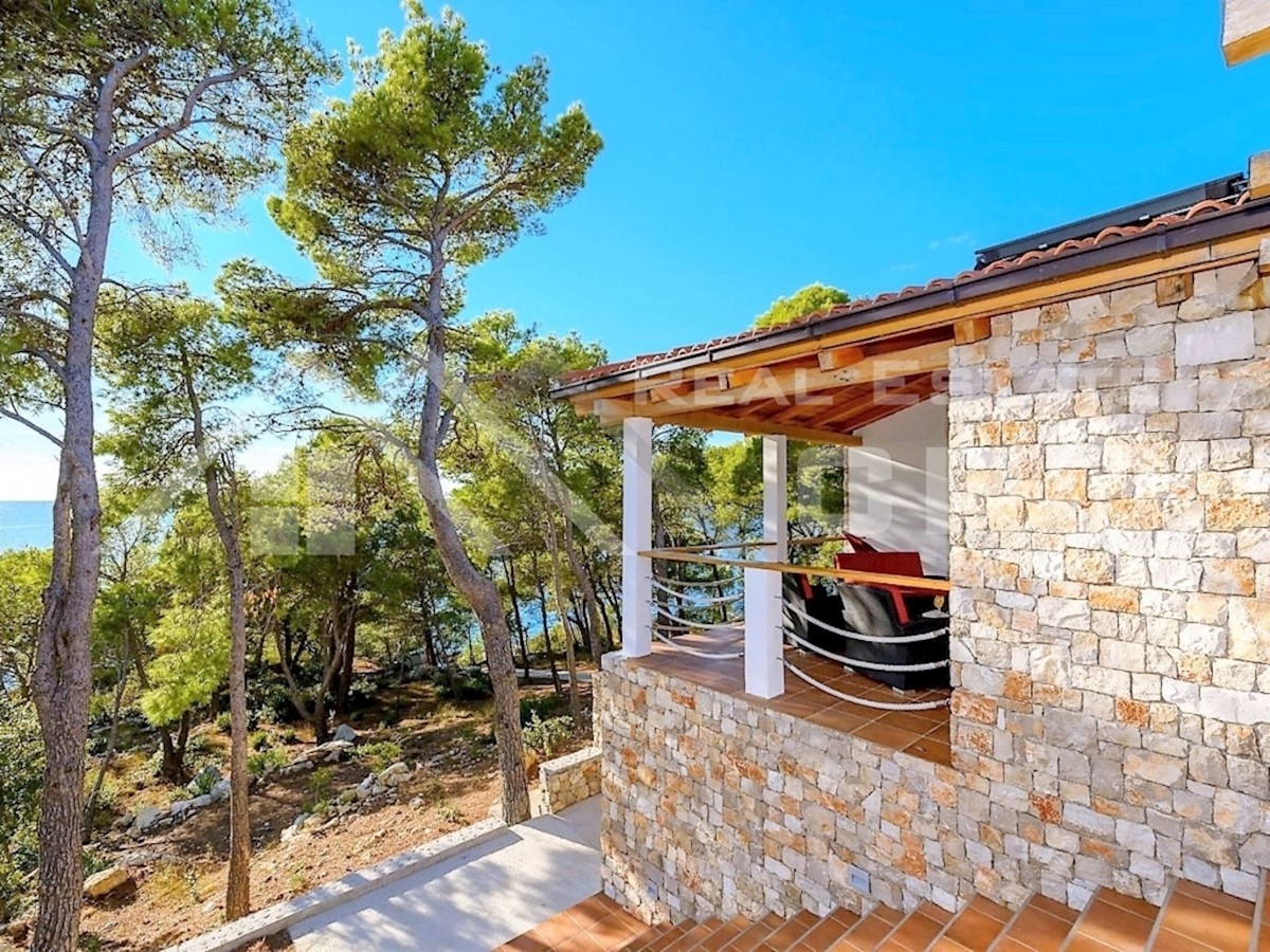 Haus Zu verkaufen - SPLITSKO-DALMATINSKA  TROGIR 