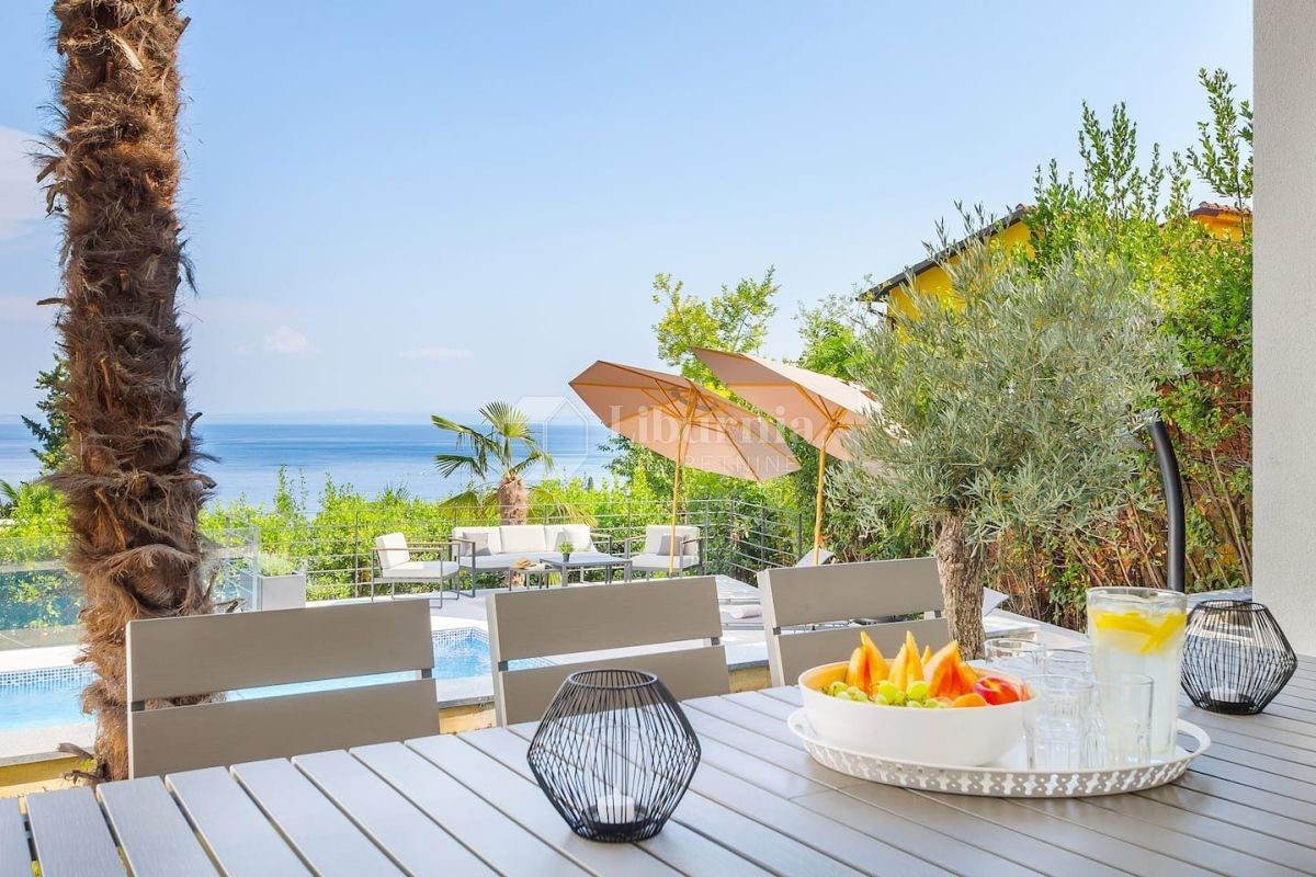 Dom Na predaj - PRIMORSKO-GORANSKA  OPATIJA 
