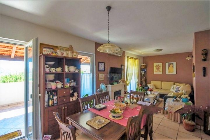 Haus Zu verkaufen - Splitsko-dalmatinska šolta - foto 2/11