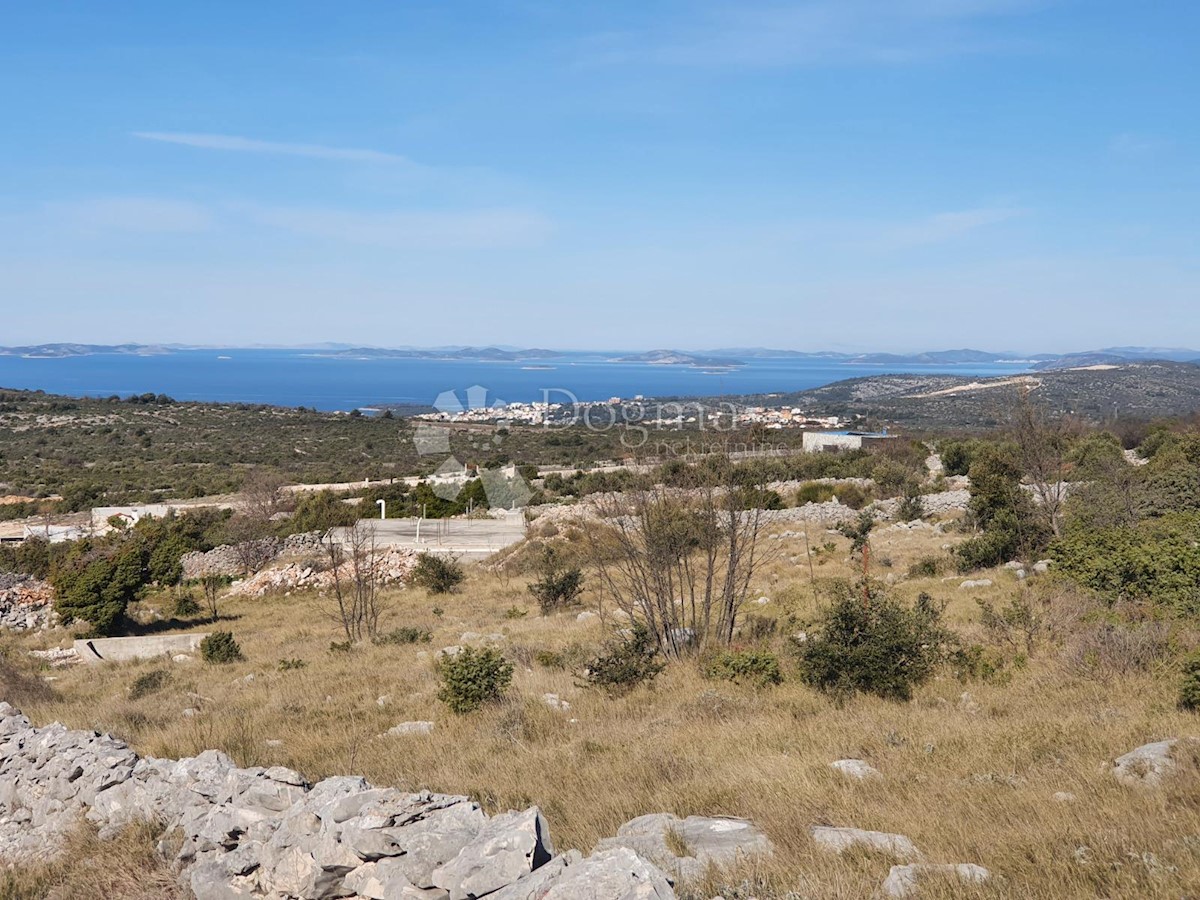 Pozemok Na predaj - ŠIBENSKO-KNINSKA  ROGOZNICA 