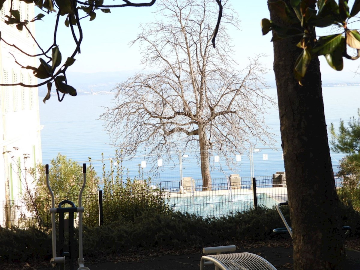 Flat For sale - PRIMORSKO-GORANSKA  LOVRAN 