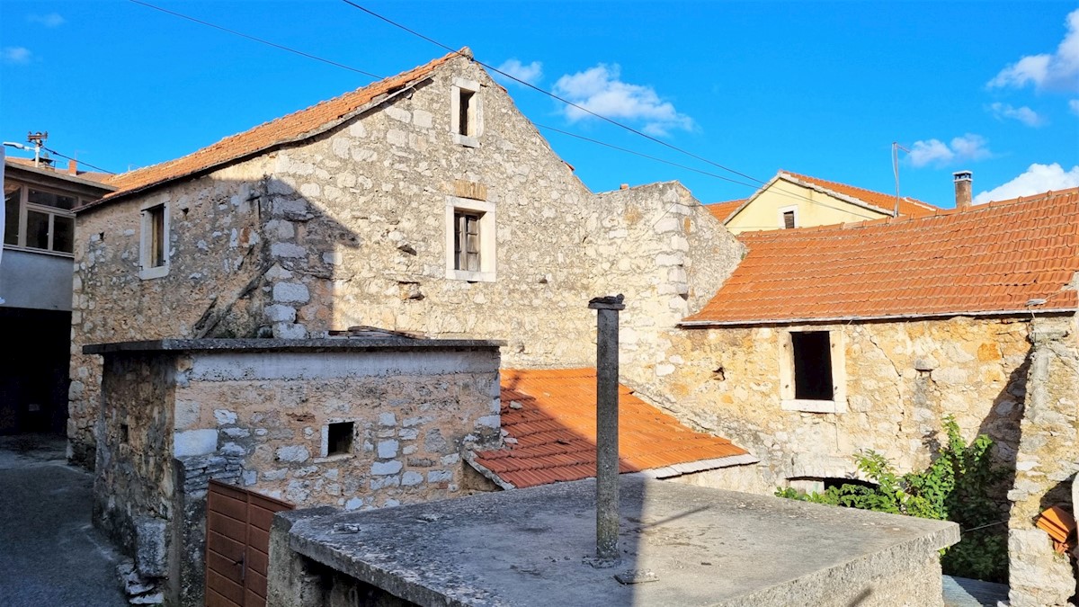 Dom Na predaj - SPLITSKO-DALMATINSKA  HVAR 