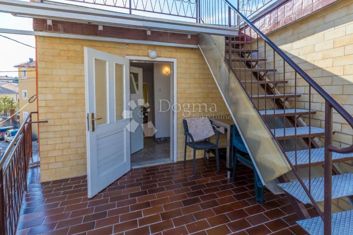 Haus Zu verkaufen - PRIMORSKO-GORANSKA  CRIKVENICA 