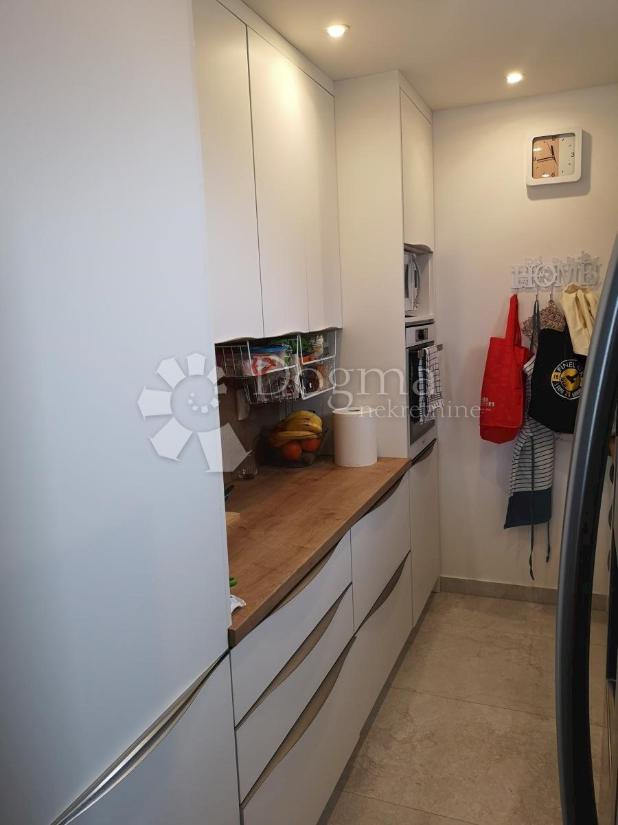Apartment Zu verkaufen - PRIMORSKO-GORANSKA  KRK 