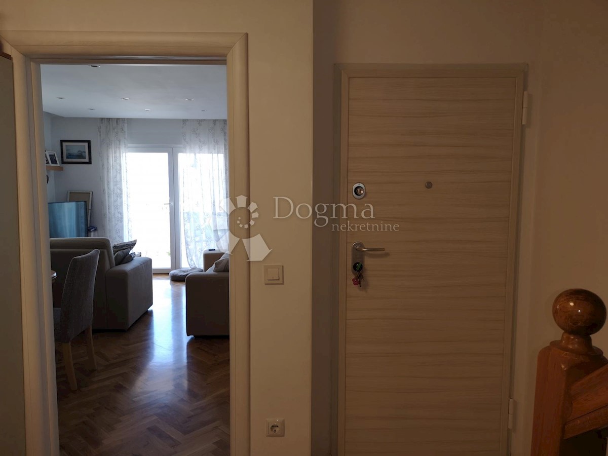 Apartment Zu verkaufen - PRIMORSKO-GORANSKA  KRK 