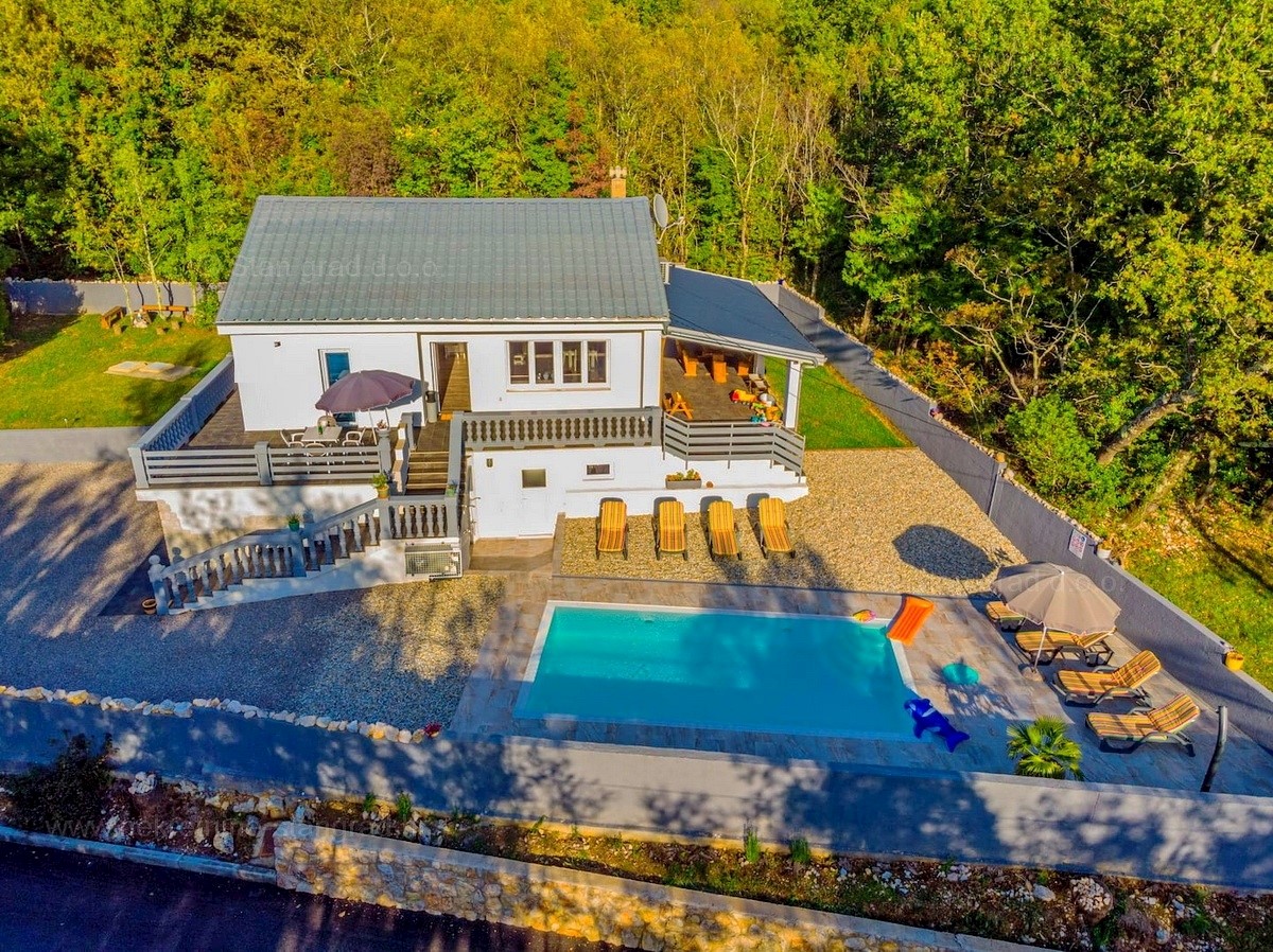 Haus Zu verkaufen - PRIMORSKO-GORANSKA  CRIKVENICA 