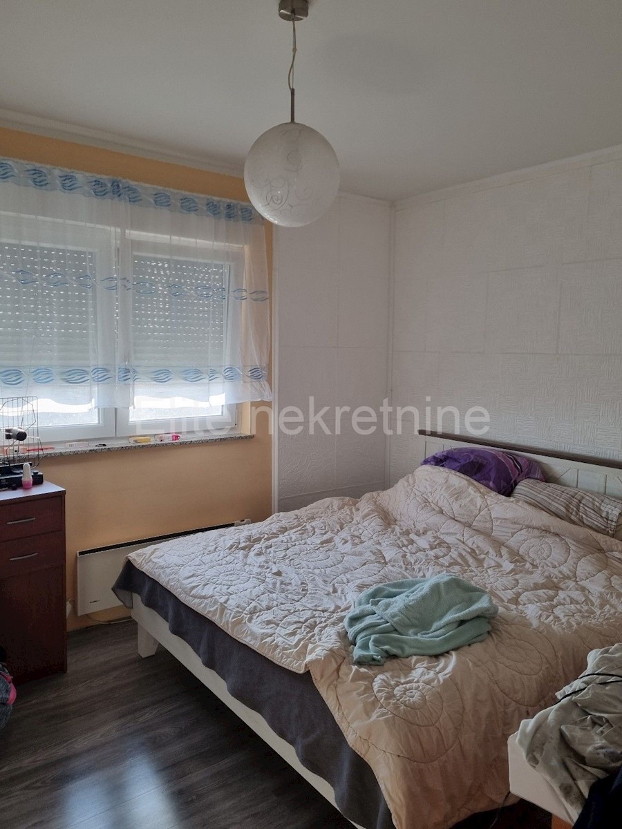 Apartmán Na predaj - PRIMORSKO-GORANSKA  BAKAR 