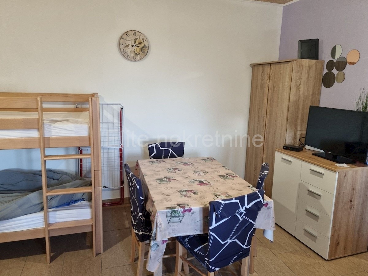 Apartmán Na predaj - PRIMORSKO-GORANSKA  BAKAR 