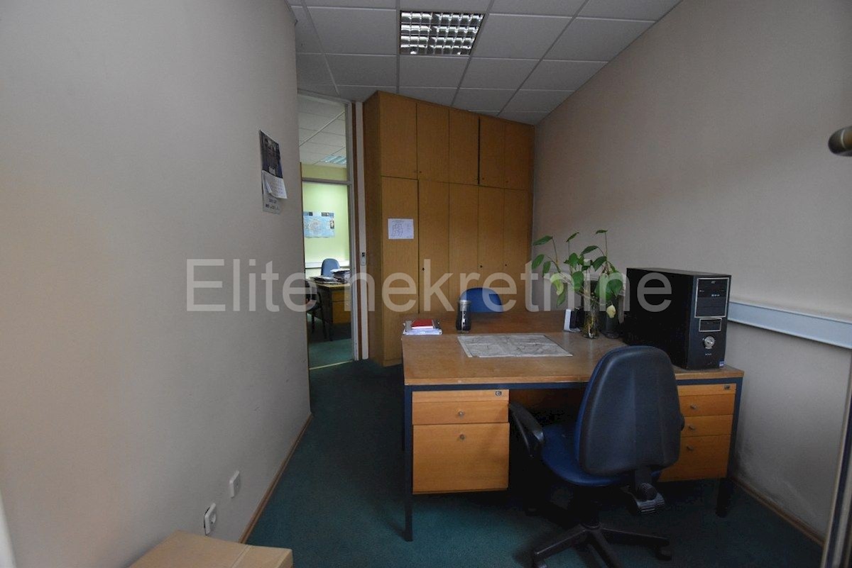 Business premises For sale - PRIMORSKO-GORANSKA  RIJEKA 