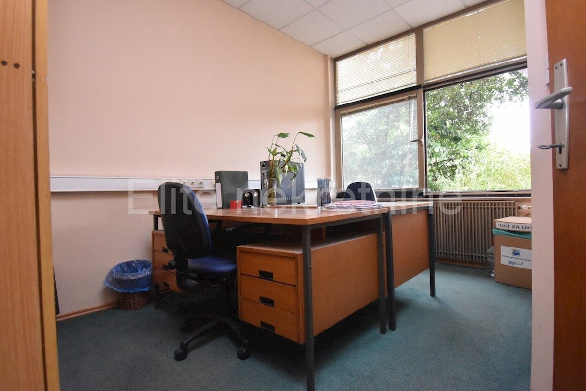 Business premises For sale - PRIMORSKO-GORANSKA  RIJEKA 