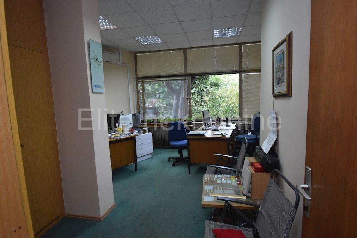 Business premises For sale - PRIMORSKO-GORANSKA  RIJEKA 