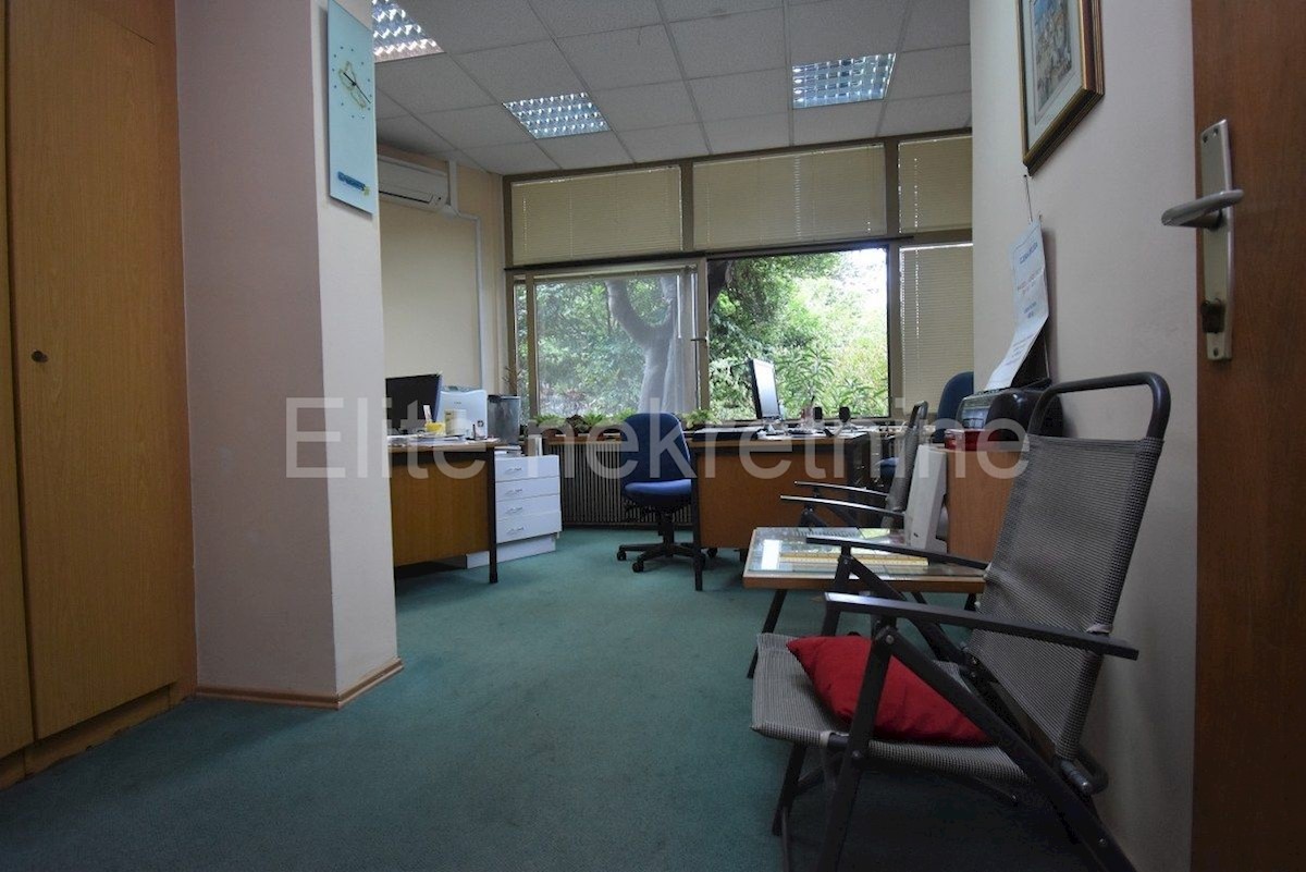 Business premises For sale - PRIMORSKO-GORANSKA  RIJEKA 