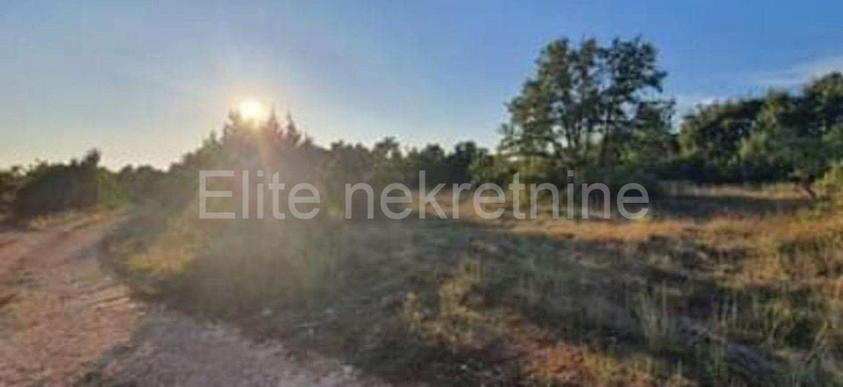 Land For sale - ISTARSKA  SVETVINČENAT 