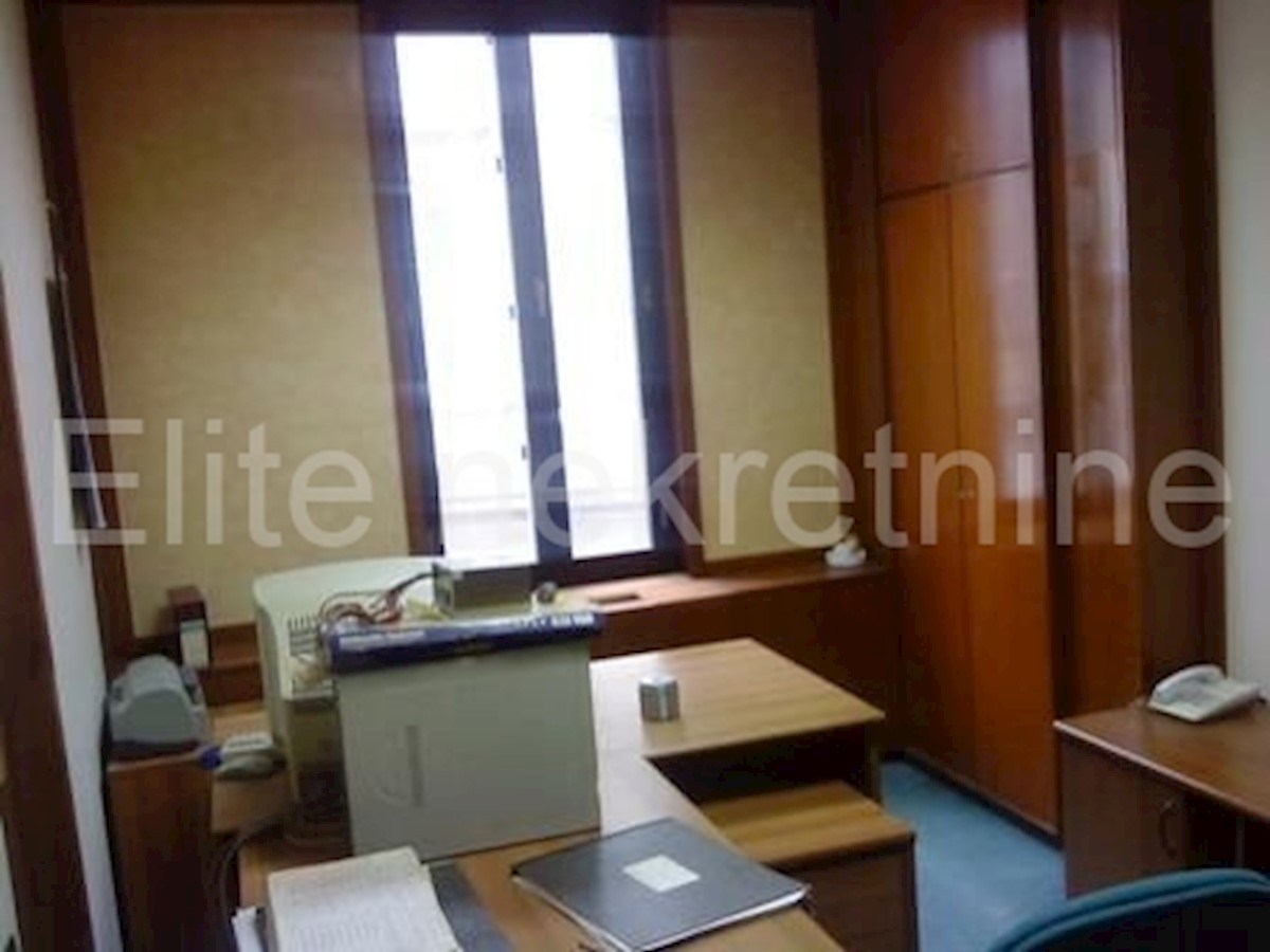 Business premises For sale - PRIMORSKO-GORANSKA  RIJEKA 