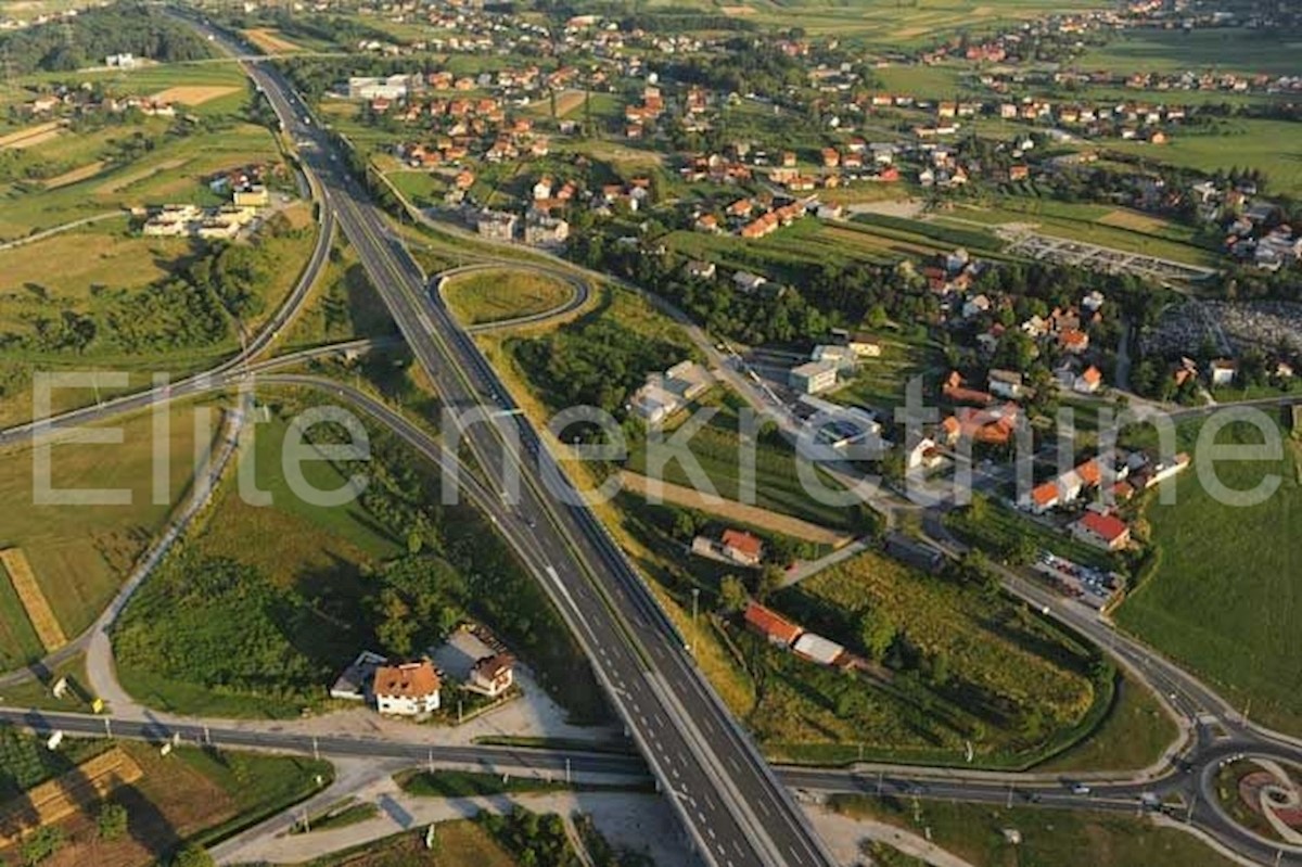 Pozemok Na predaj ŠTRMAC