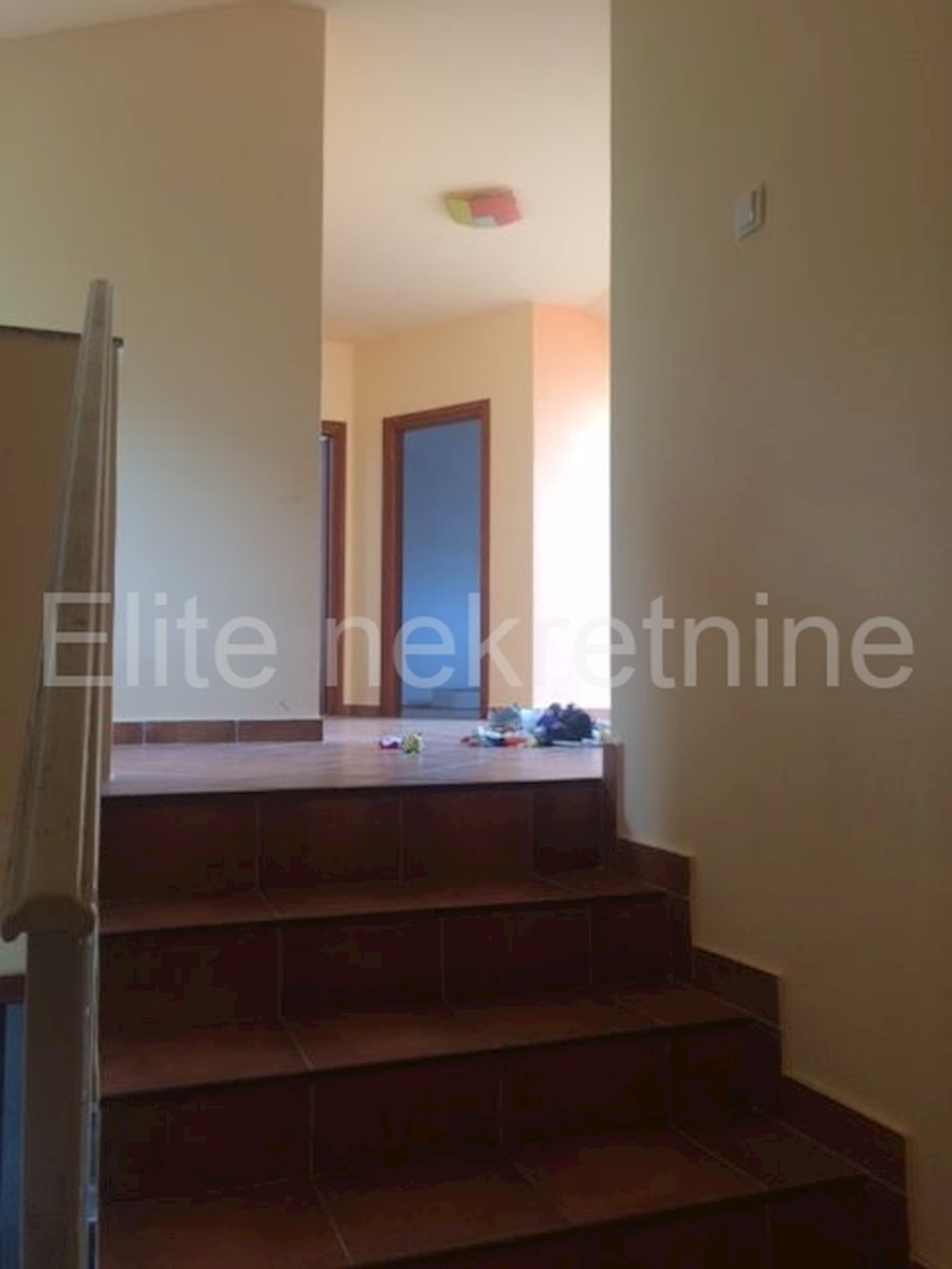 Flat For sale - PRIMORSKO-GORANSKA  KOSTRENA 