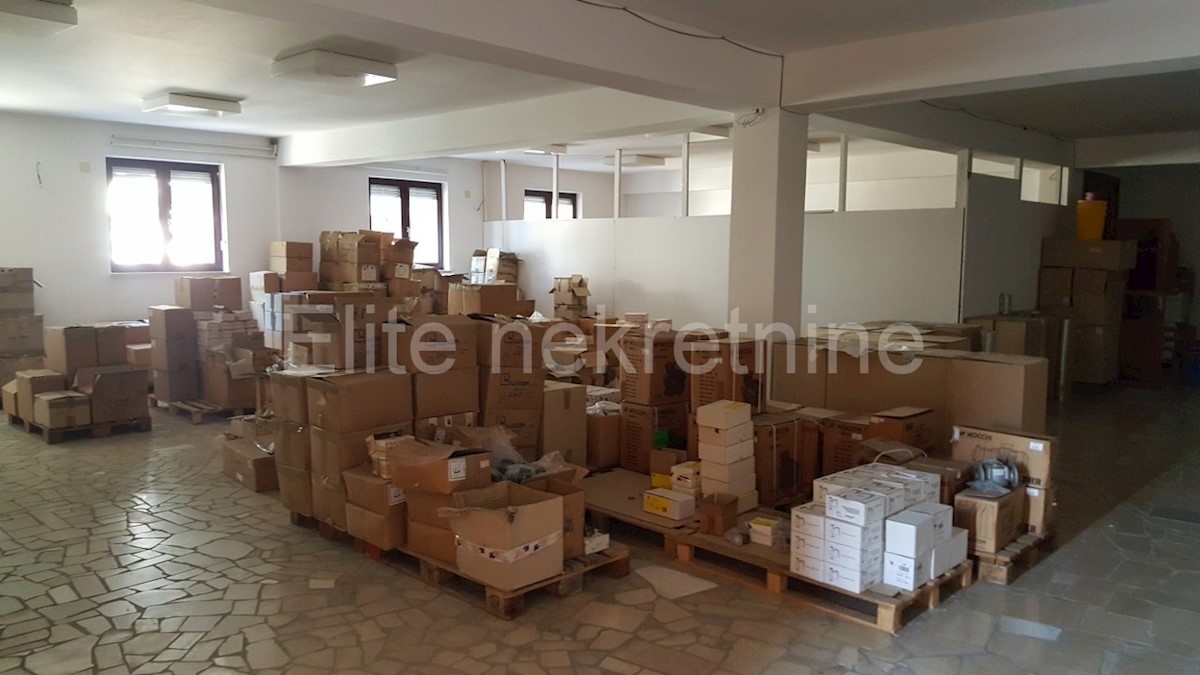 Business premises For sale - PRIMORSKO-GORANSKA  KOSTRENA 