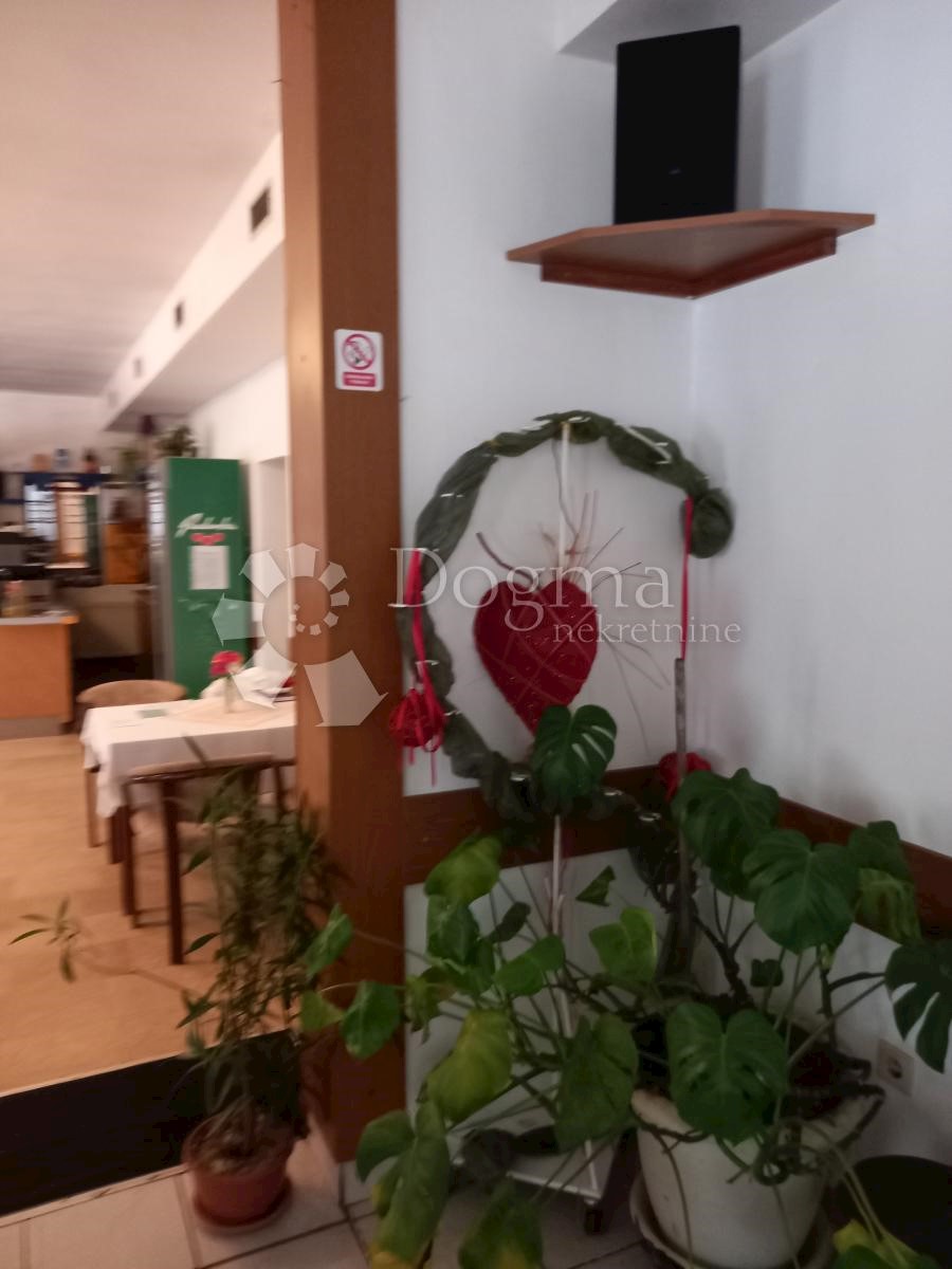 Lokal użytkowy Na sprzedaż - VARAŽDINSKA  IVANEC 
