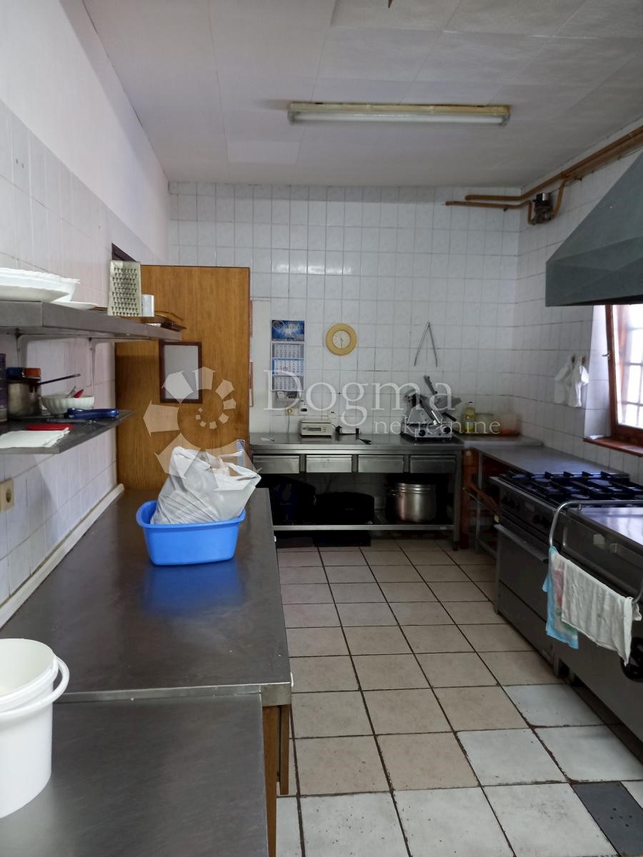 Lokal użytkowy Na sprzedaż - VARAŽDINSKA  IVANEC 