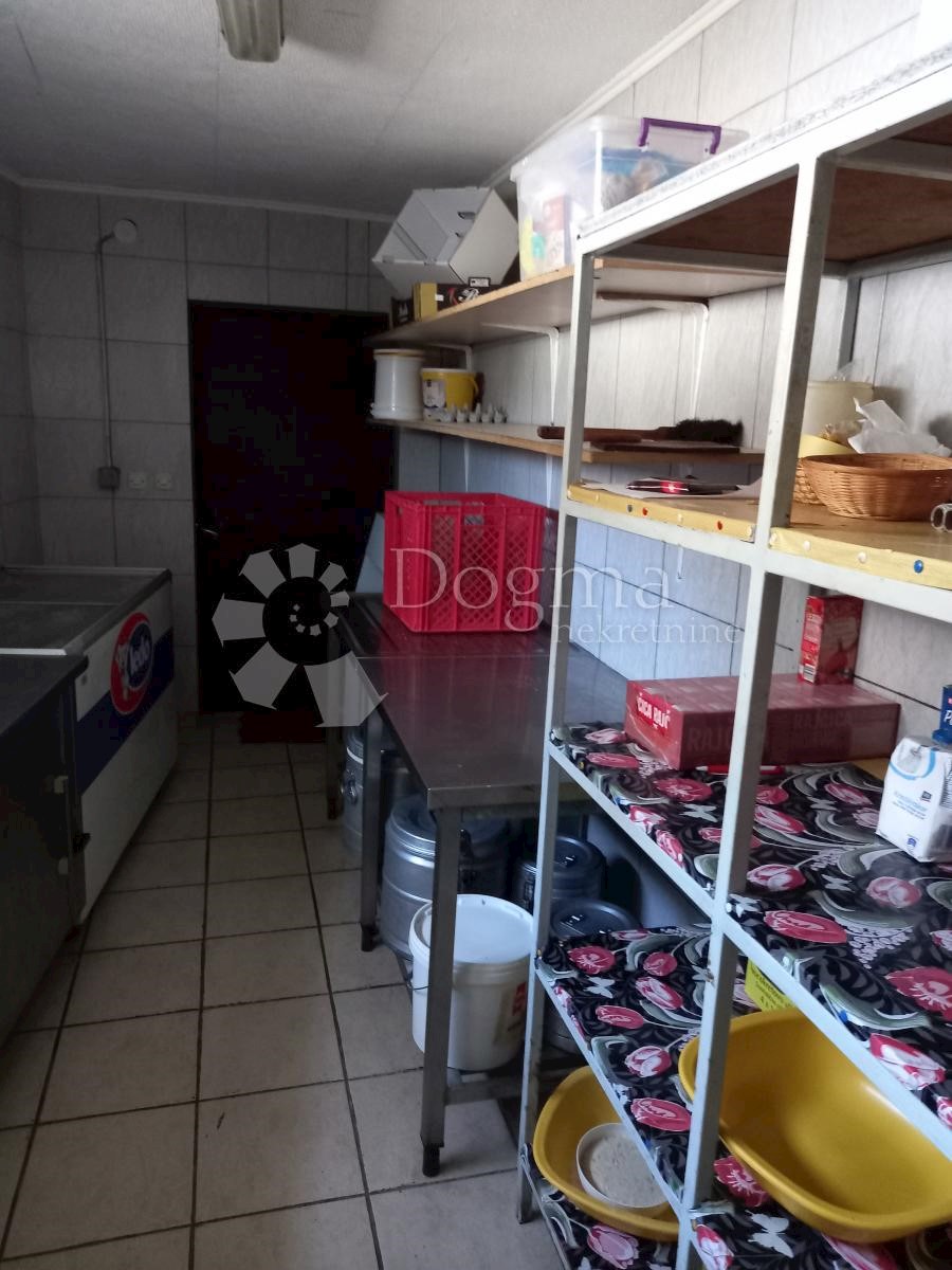 Lokal użytkowy Na sprzedaż - VARAŽDINSKA  IVANEC 