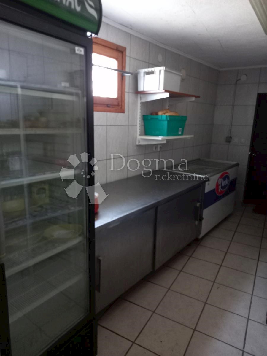 Lokal użytkowy Na sprzedaż - VARAŽDINSKA  IVANEC 