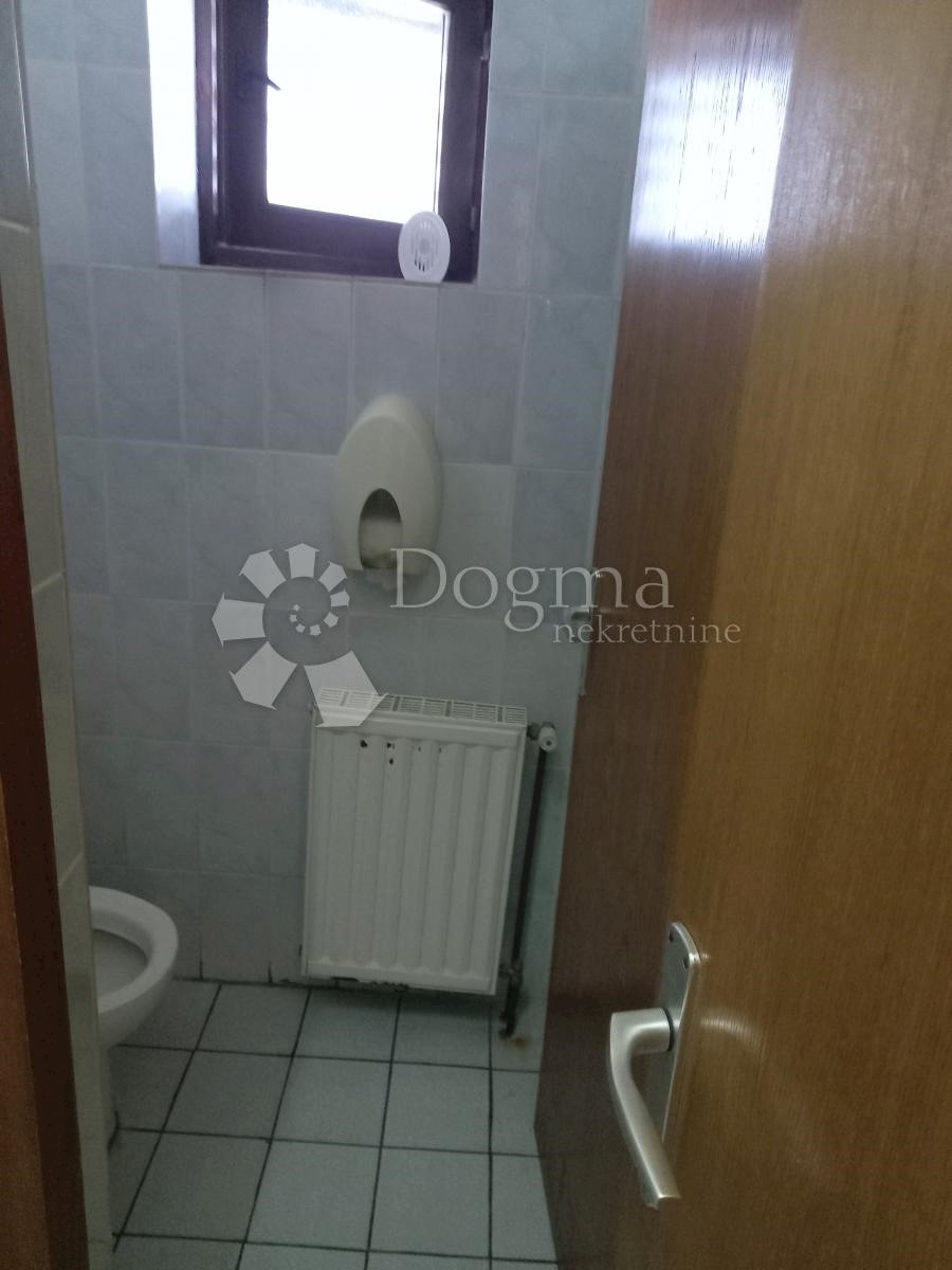 Lokal użytkowy Na sprzedaż - VARAŽDINSKA  IVANEC 