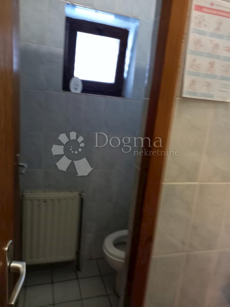 Lokal użytkowy Na sprzedaż - VARAŽDINSKA  IVANEC 