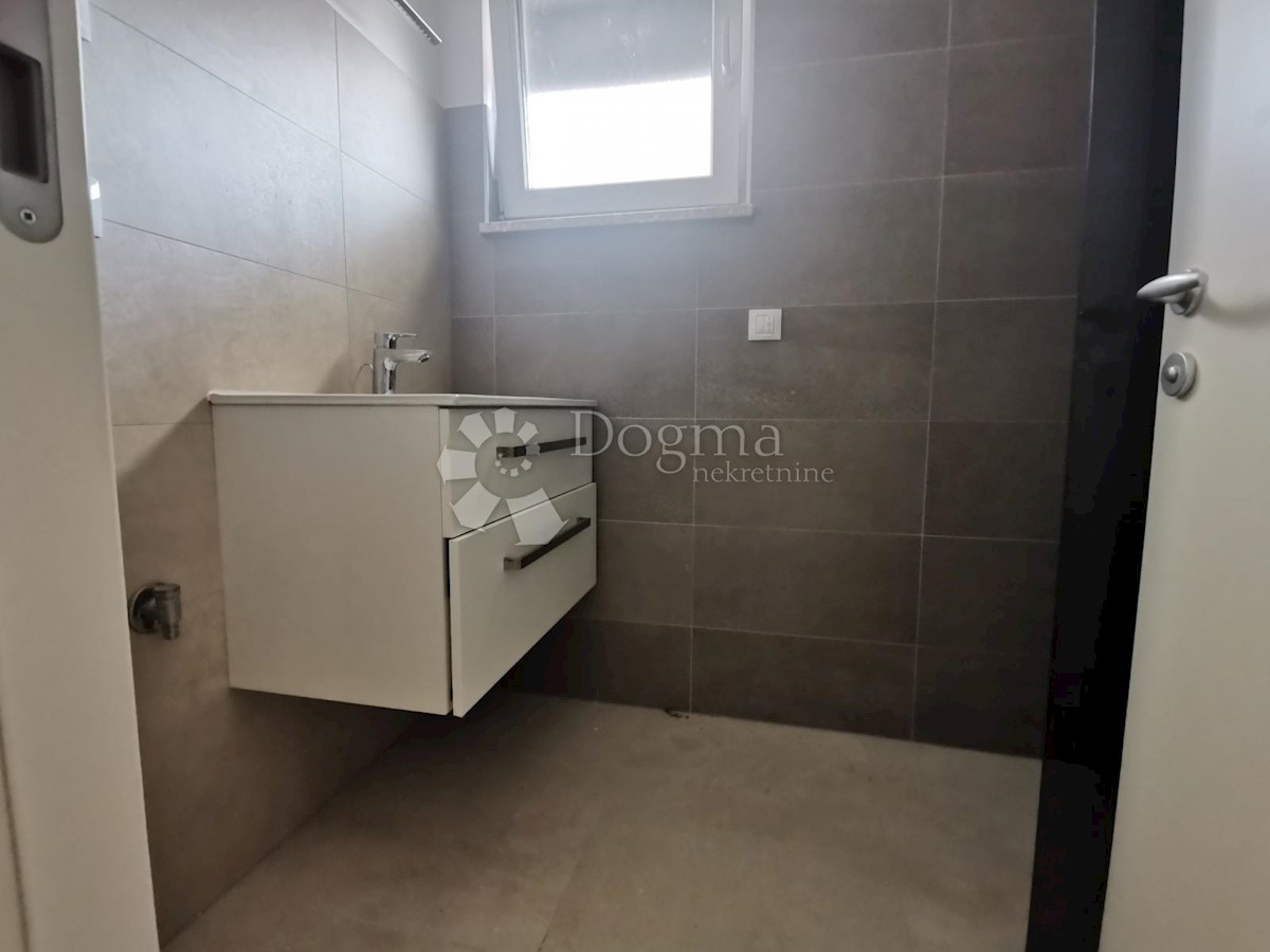 Apartmán Na prodej - PRIMORSKO-GORANSKA  KOSTRENA 