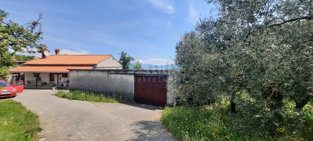 House For sale - ISTARSKA  PIĆAN 