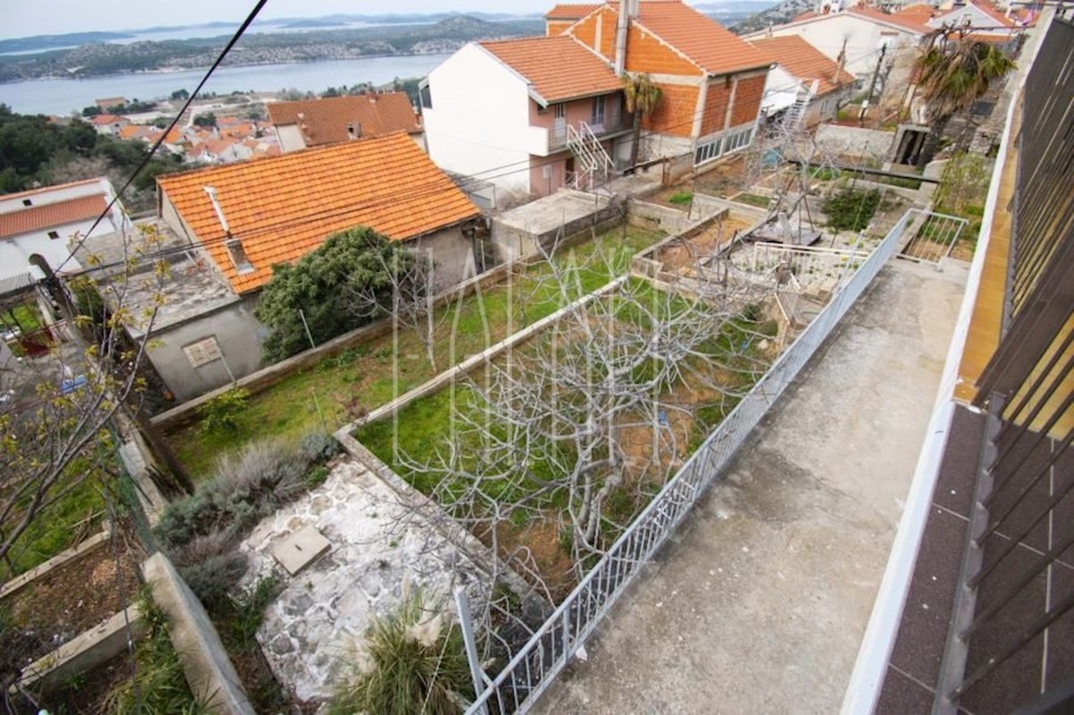 Haus Zu verkaufen - ŠIBENSKO-KNINSKA  ŠIBENIK 