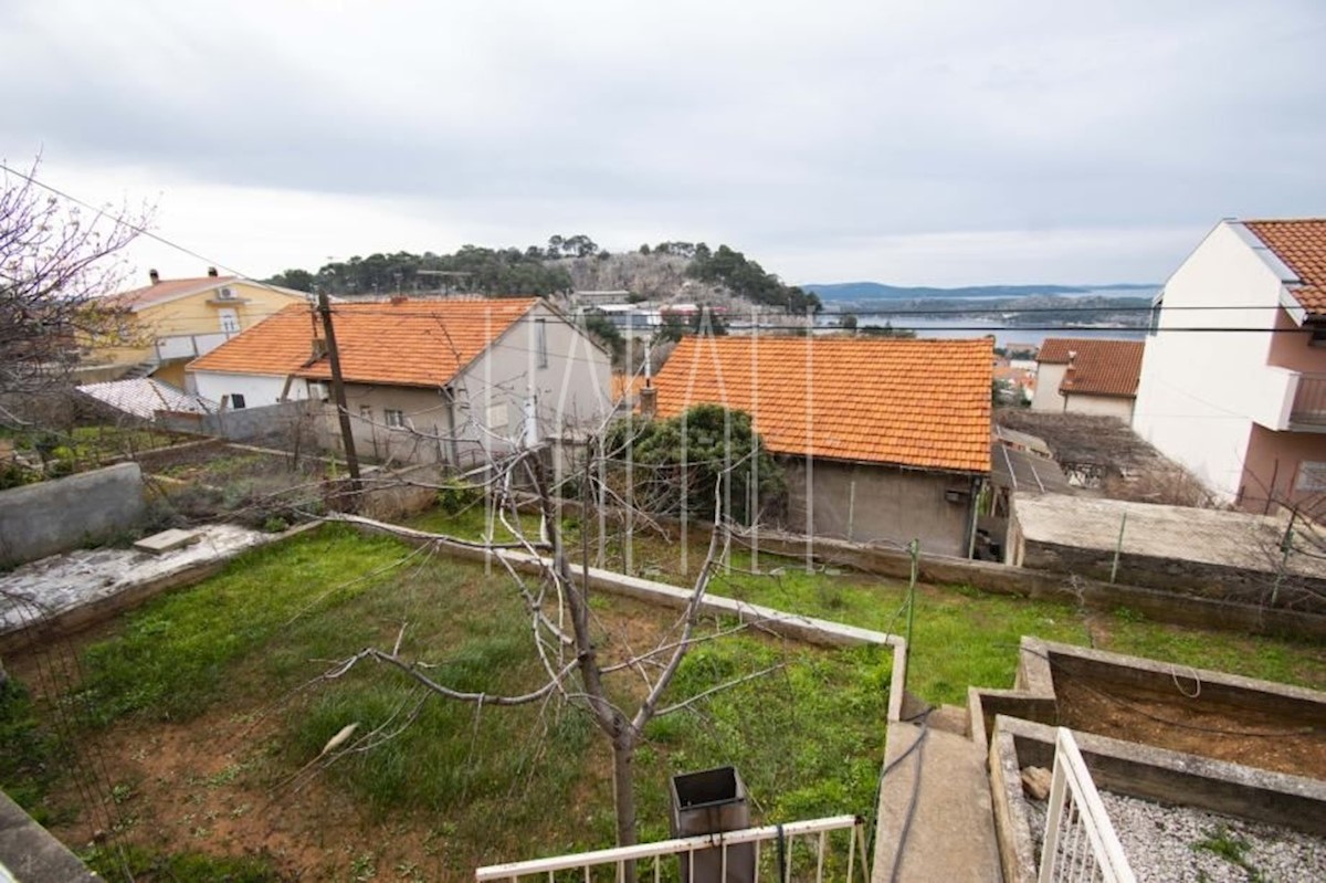 Haus Zu verkaufen - ŠIBENSKO-KNINSKA  ŠIBENIK 