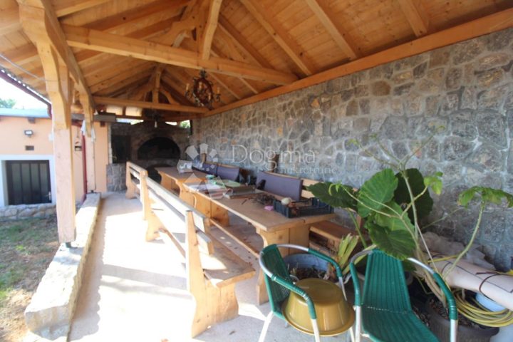 Casa in vendita 270 m² – Orehovica
