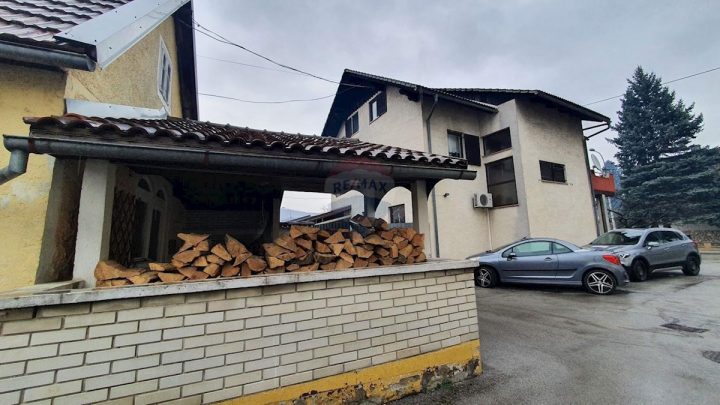 Dom Na predaj OGULIN