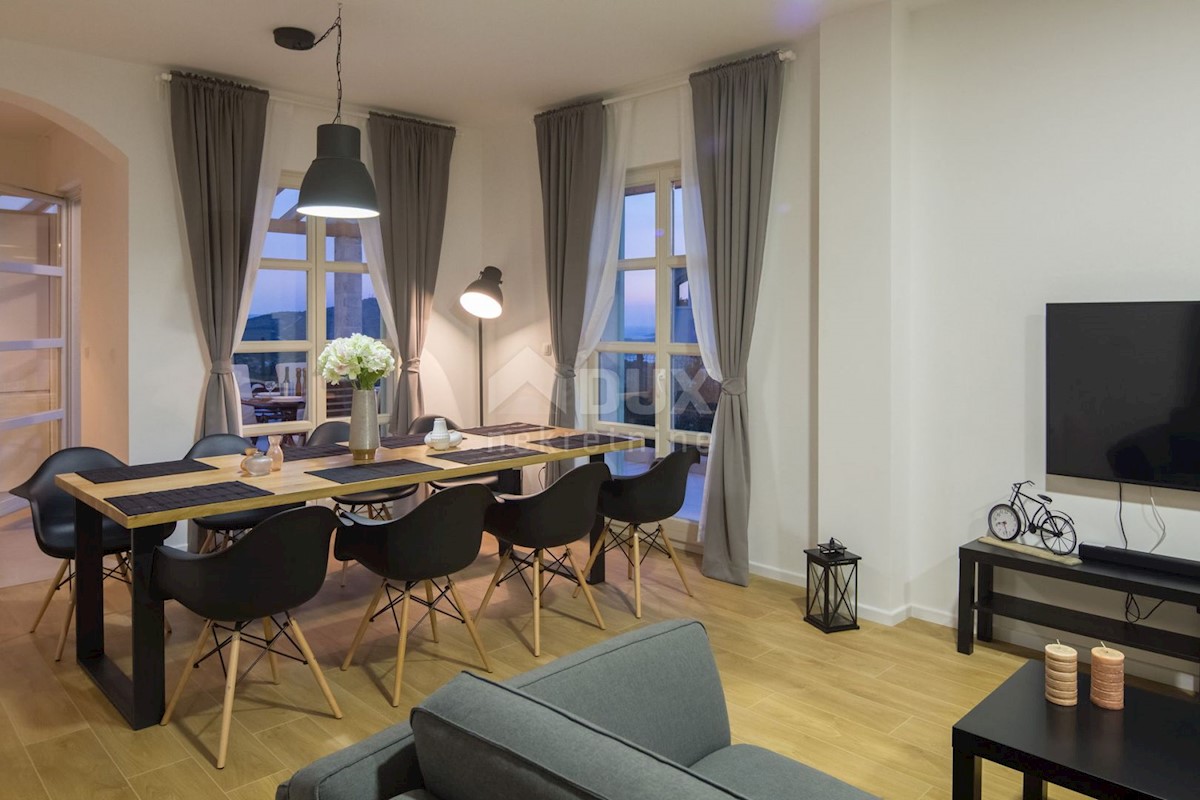 Haus Zu verkaufen - ŠIBENSKO-KNINSKA PRIMOŠTEN