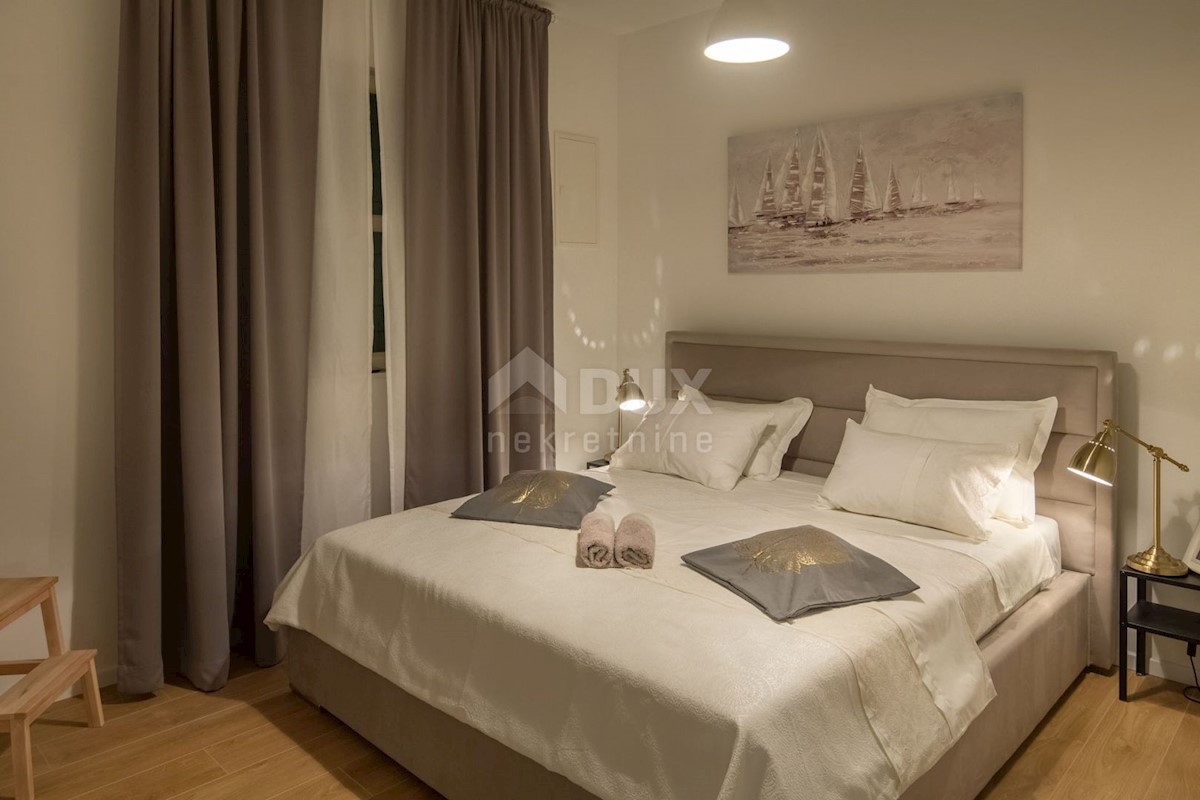 Haus Zu verkaufen - ŠIBENSKO-KNINSKA PRIMOŠTEN