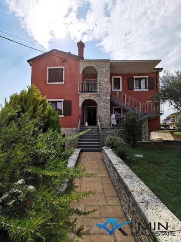 Dom na predaj 370 m² – Novigrad