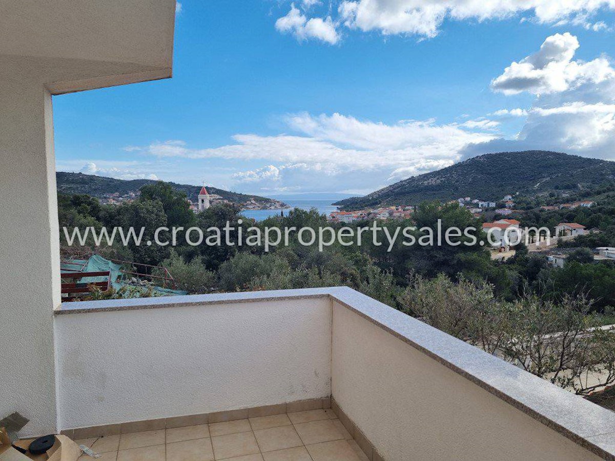 House For sale - SPLITSKO-DALMATINSKA  TROGIR 