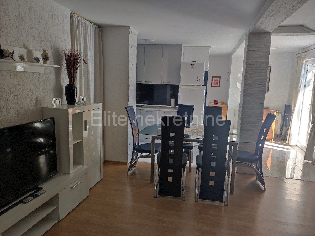 Flat For rent