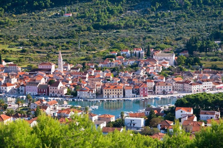 Dům na prodej 3000 m² – Stari Grad