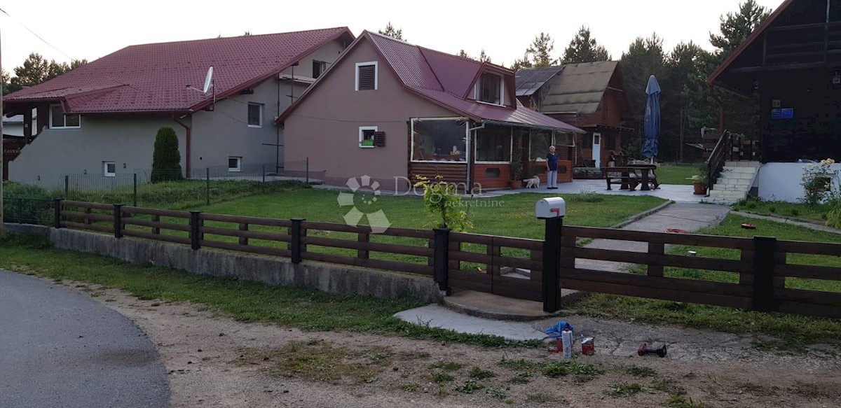 Casa In vendita - LIČKO-SENJSKA  PLITVIČKA JEZERA 