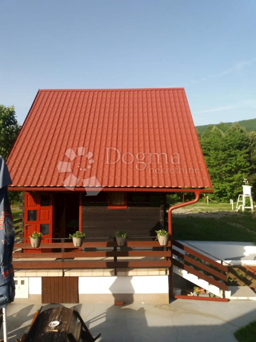 Casa In vendita - LIČKO-SENJSKA  PLITVIČKA JEZERA 