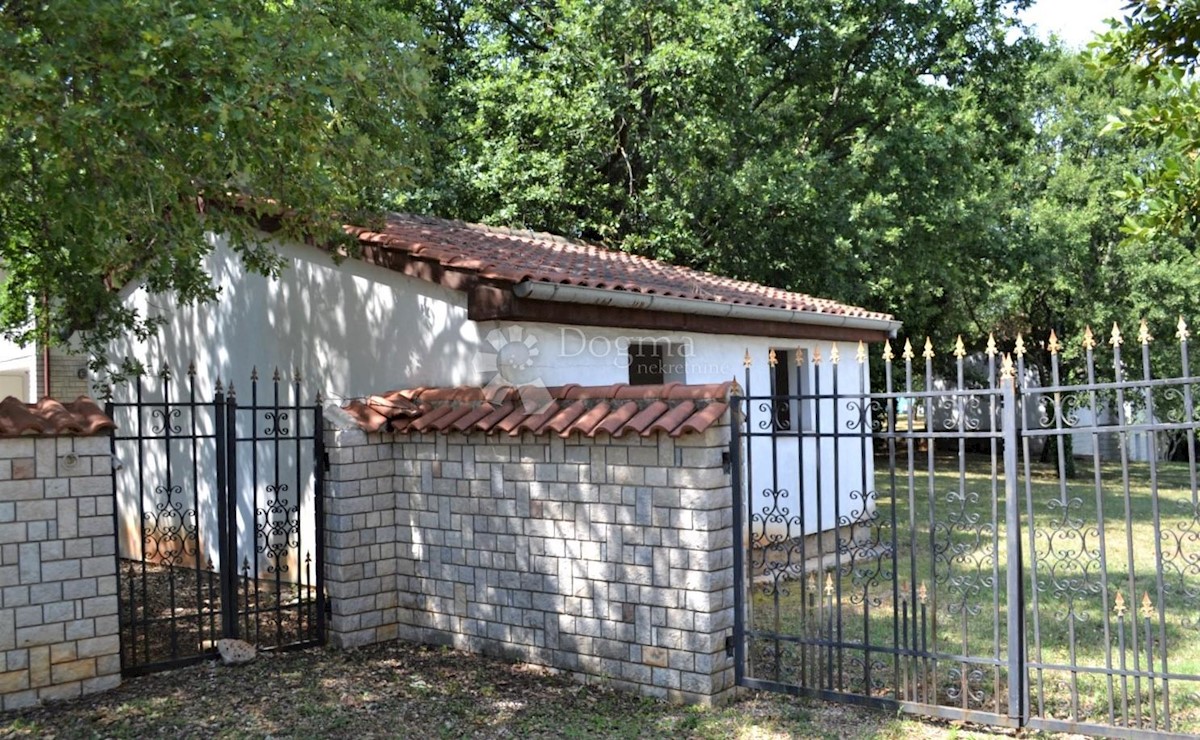 Casa In vendita - ISTARSKA  POREČ 