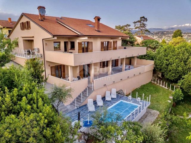 Kuća na prodaju 700 m² – Opatija