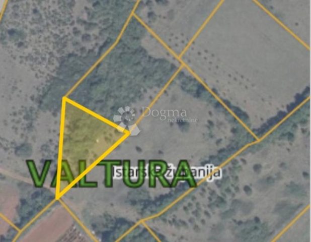 Zemljište na prodaju 2014 m² – Valtura